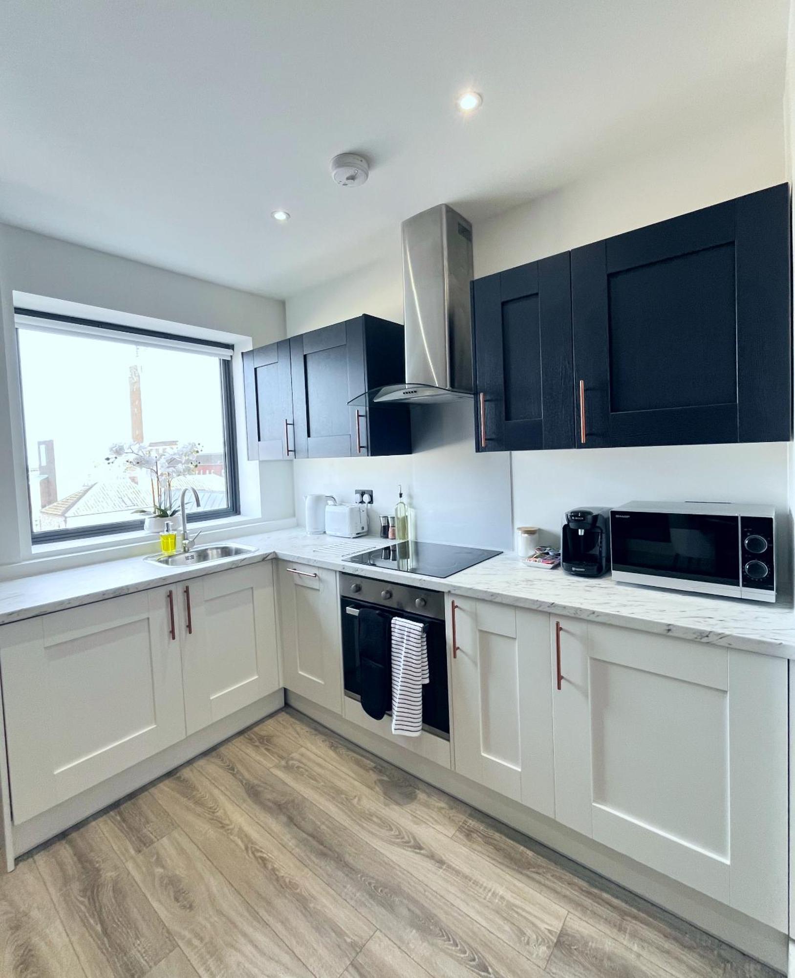 Luxury Norwich City Centre Apartment - Free Parking ภายนอก รูปภาพ